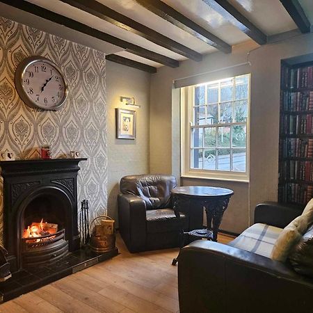 Prince Of Wales Pub And Accommodation คลางกอซเลน ภายนอก รูปภาพ